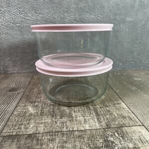 Pyrex Clear Glass 2 1 QT Food Prep Bowl 7201 Mixing Baking Cooking Pink Lids